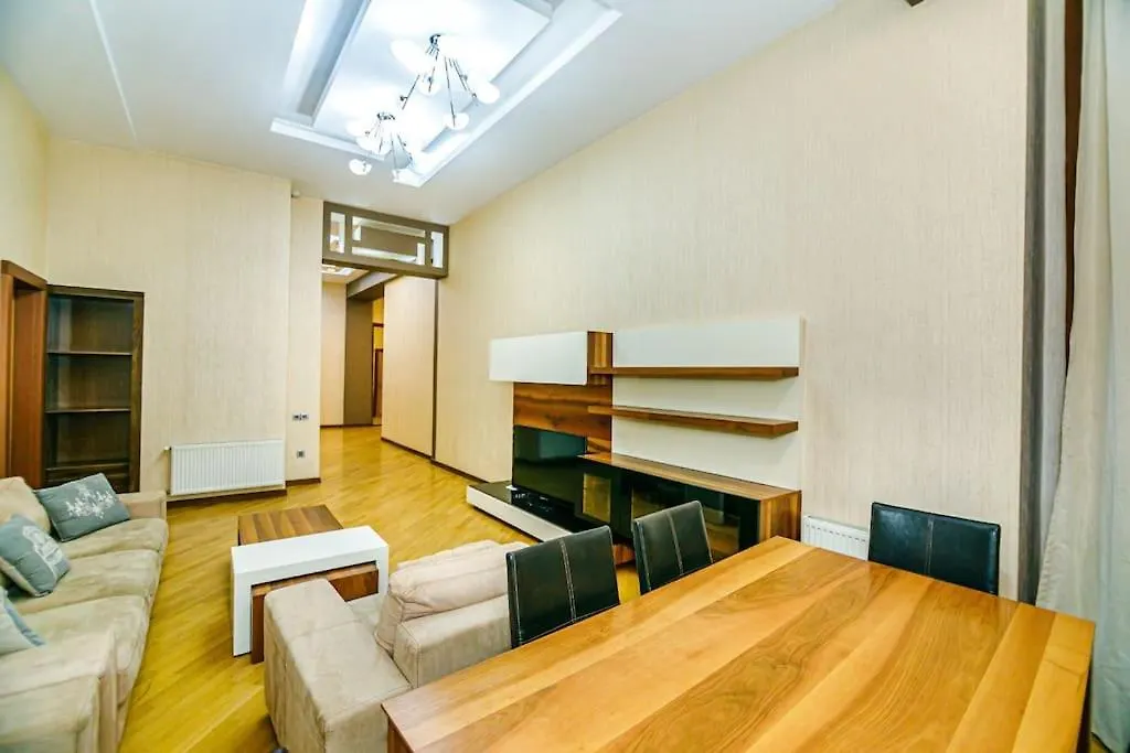Apartment Moonlight Baku 0*,